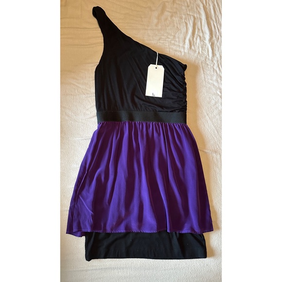 Steve Madden Dress - Picture 2 of 5